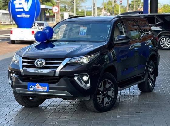 TOYOTA HILUX 2.7 SR 4X2 CD 16V FLEX 4P AUTOMÁTICO